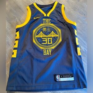 NWOT Golden State Warriors Curry’s Chinese New Year Swingman Jersey